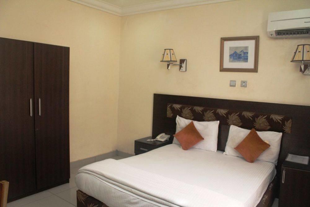 Chantella Hotel